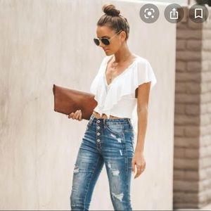 VICI NWOT Music To My Ears Flutter Top